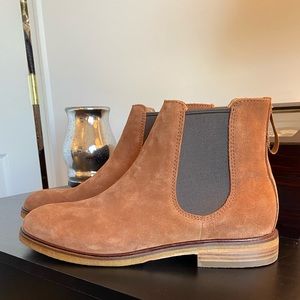 Clarks suede chelsea boots size 11